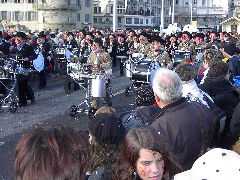 File:Luzern Fasnacht 2.jpg