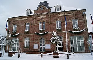 <span class="mw-page-title-main">Offranville</span> Commune in Normandy, France