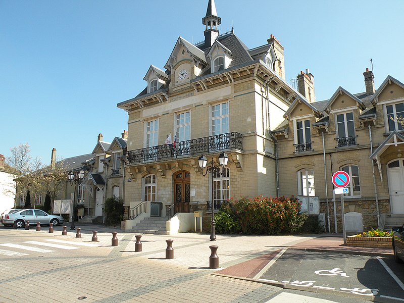 File:Mairie cergy.JPG