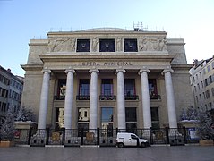 Façade l'Opéra en 2014.