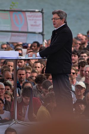 Français : Meeting politique de Jean-Luc Mélenchon à la prairie des Filtres de Toulouse, le 16 avril 2017. English: Political meeting of Jean-Luc Mélenchon in Toulouse, on 16 April 2017.