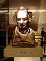 Busto de Victor Hugo