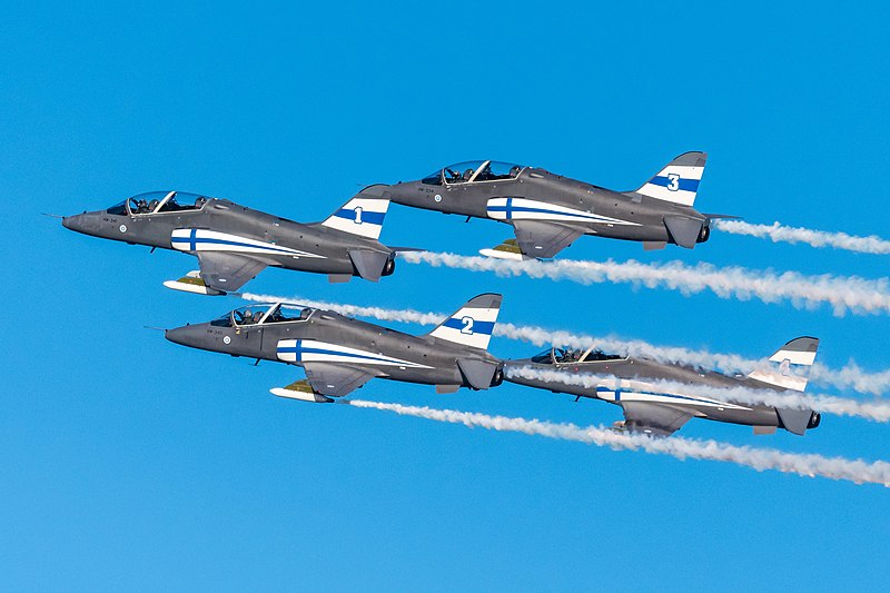 File:Midnight Hawks at Kaivopuisto Air Show, June 2017 (35089375892).jpg