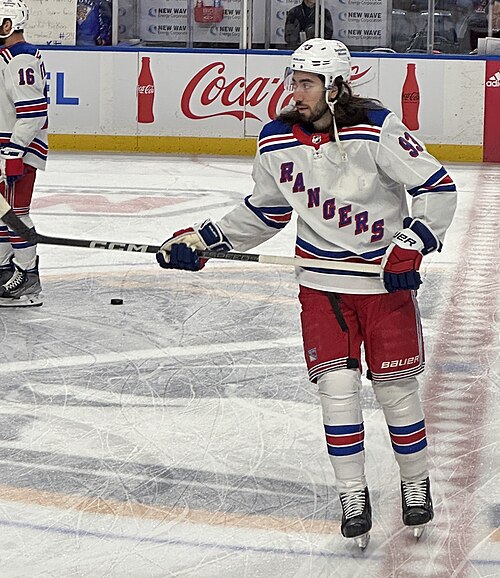 New York Rangers right wing Rick Nash skates during the 2018