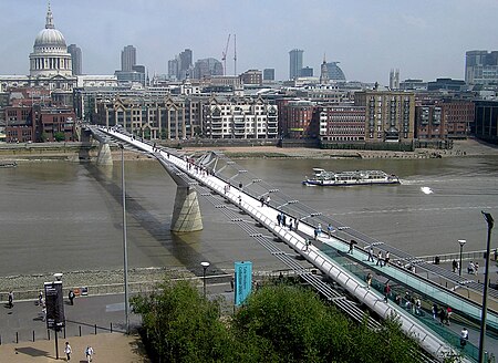 Mill.bridge.from.tate.modern.arp