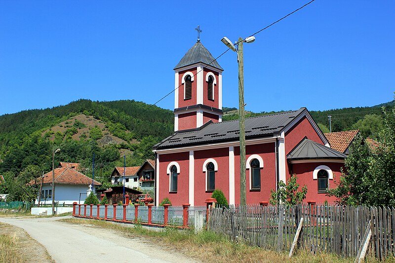 File:Mioče Church.JPG