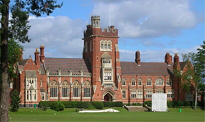 How to get to Moseley School with public transport- About the place