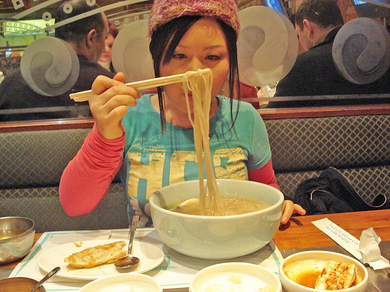 File:Mul Naengmyeon eating by Hard Seat Sleeper in NYC.jpg