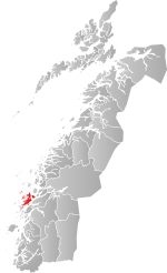 Mapa do condado de Møre og Romsdal com Dønna em destaque.