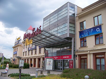 Novodvorská Plaza, vchod