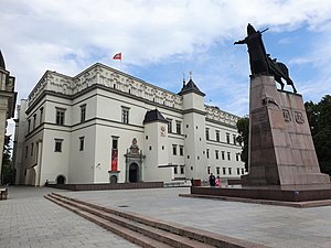 Complesso Dei Castelli Di Vilnius: Storia del castello superiore, Storia del castello inferiore, Sviluppi moderni