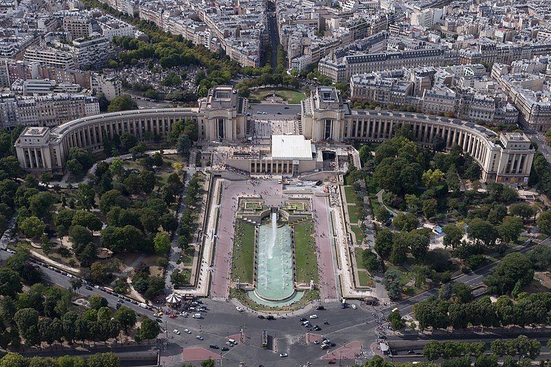 File:Palais de Chaillot - 20150801 16h02 (10625).jpg