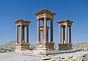 Palmyra Tétrapylon 02.jpg