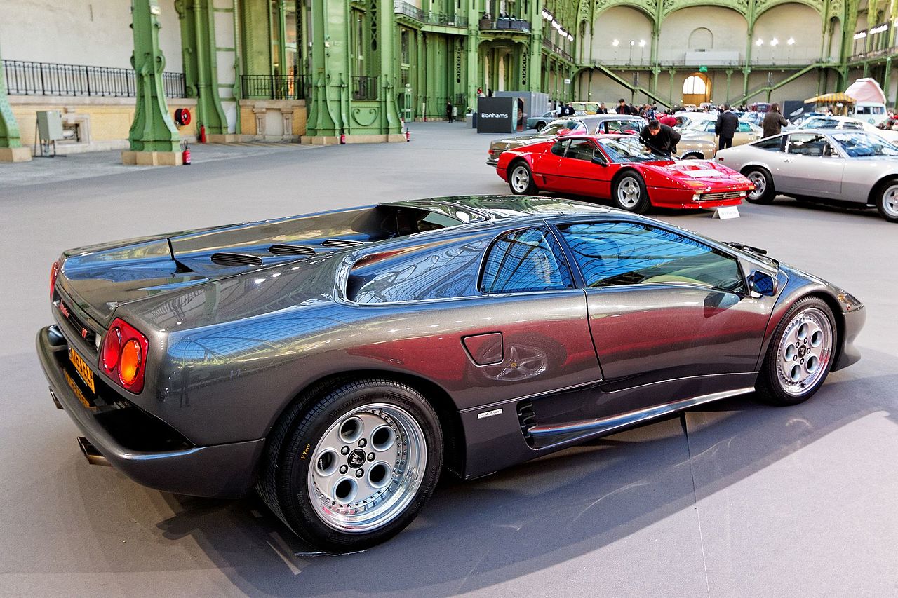 Image of Paris - Bonhams 2016 - Lamborghini Diablo VT coupé - 1993 - 003