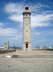 Phare du môle Saint-Louis.