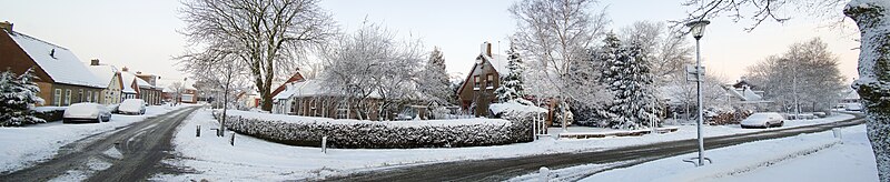 File:Pieterzijl sneeuw 2010.jpg