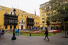 The square in 2014 Plaza Peru, Lima.jpg