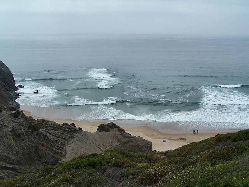 File:Praia Vale dos Homens - I.jpg