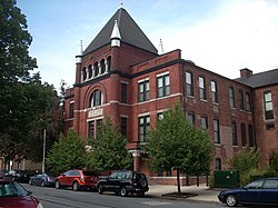 Public School No. 25, S. Bond St, Baltimore City, Maryland.JPG