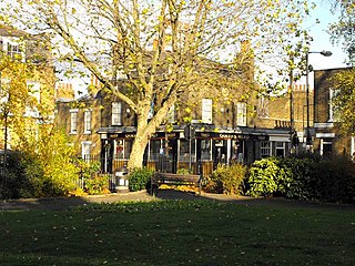 <span class="mw-page-title-main">Queen's Head, Stepney</span> Pub in Stepney, London