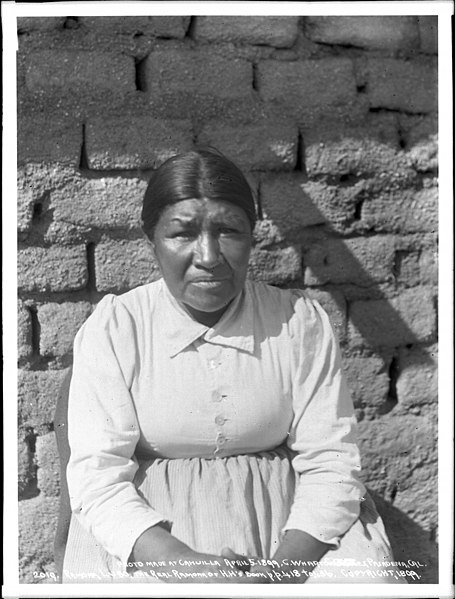 File:Ramona Lubo, a Coahuilla Indian woman, Cahuilla, California, April 5, 1899 (CHS-4752).jpg