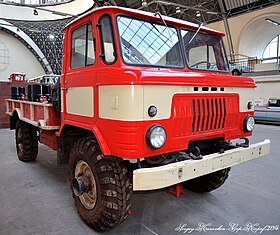 GAZ-66 Camion utilitario leggero 280px-Red_GAZ-66