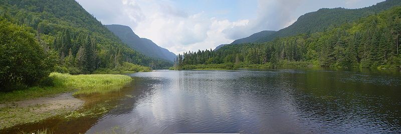 Jacques-Cartier River - Wikipedia