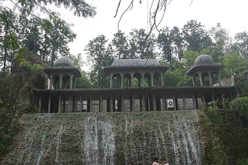 File:Rock Garden of Chandigarh 9492.jpg