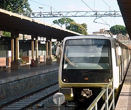 Treno MA300 a Roma Porta San Paolo.