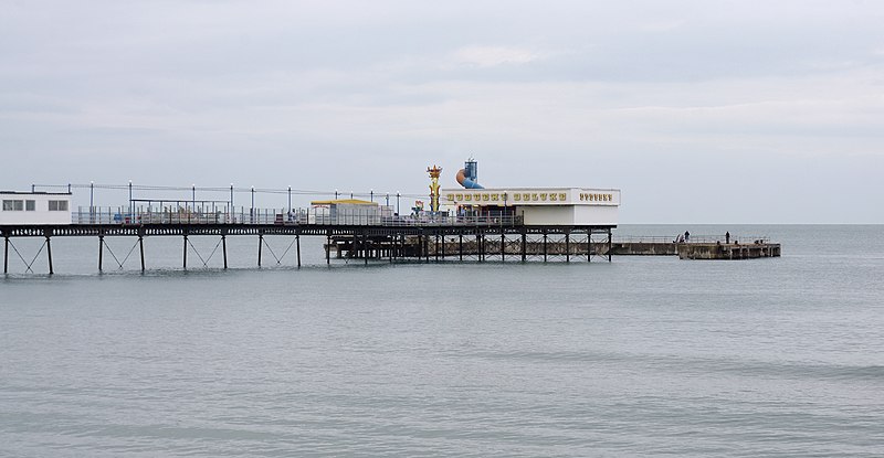 File:Sandown MMB 14 Pier.jpg