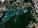 Vue satellite du lac Amance et du lac du Temple.