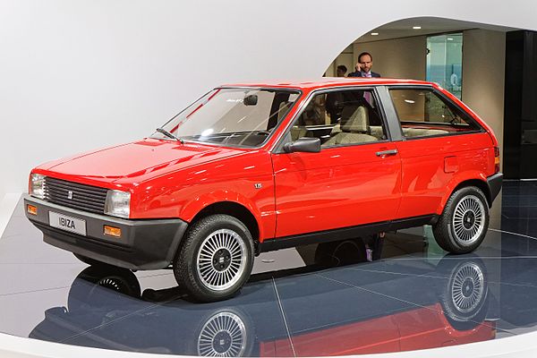 SEAT Ibiza Mk1 (pre-facelift)