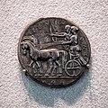 Selinous (Sicilia) - 467-445 BC - silver tetradrachm - Artemis and Apollon in quadriga - Selinos at altar - Berlin MK AM 18214520