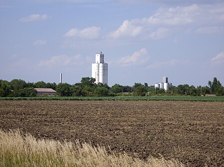 Skyline of Lehigh, Kansas.jpg