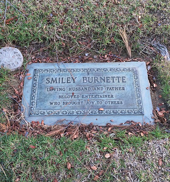 Grave of Smiley Burnette, at Forest Lawn Hollywood Hills