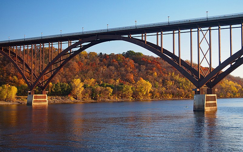 File:Smith Avenue High Bridge fall colors.jpg