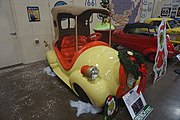 2000 Whoville Grinch Family Sedan from How the Grinch Stole Christmas