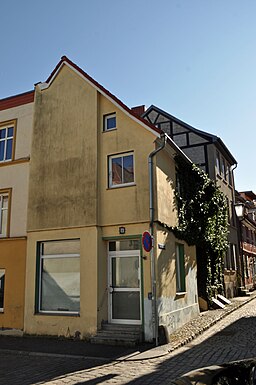 Stralsund, Langenstraße, Badstüberstraße 18 (2012-02-27) 1, by Klugschnacker in Wikipedia