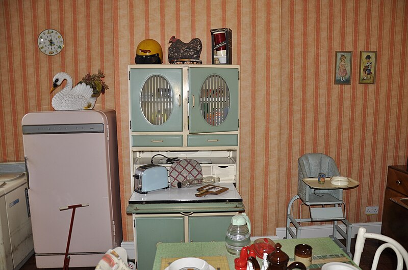 File:Summerlee Miners Row 1960s Kitchen.jpg