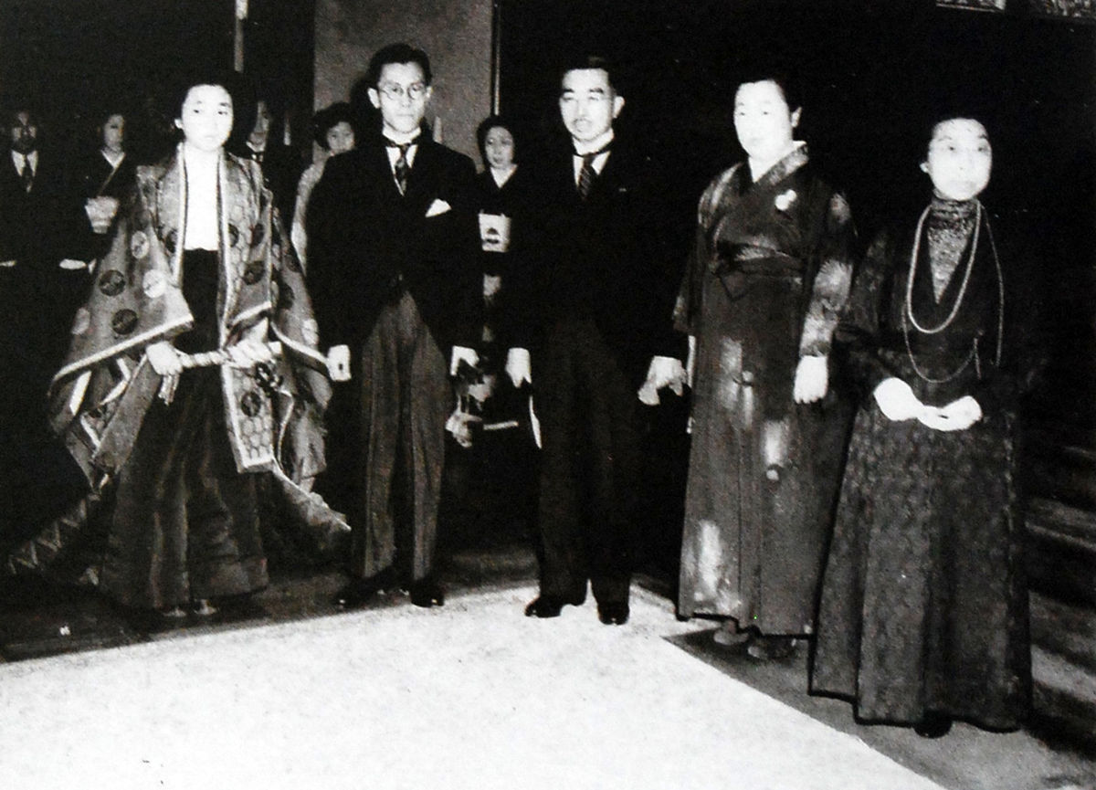 ファイル:Takatsukasa Wedding 1950 5 20.jpg - Wikipedia