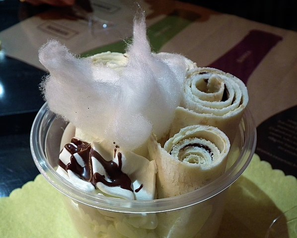 598px-Thai_ice_cream,_Poznan_01.jpg (598Ã480)