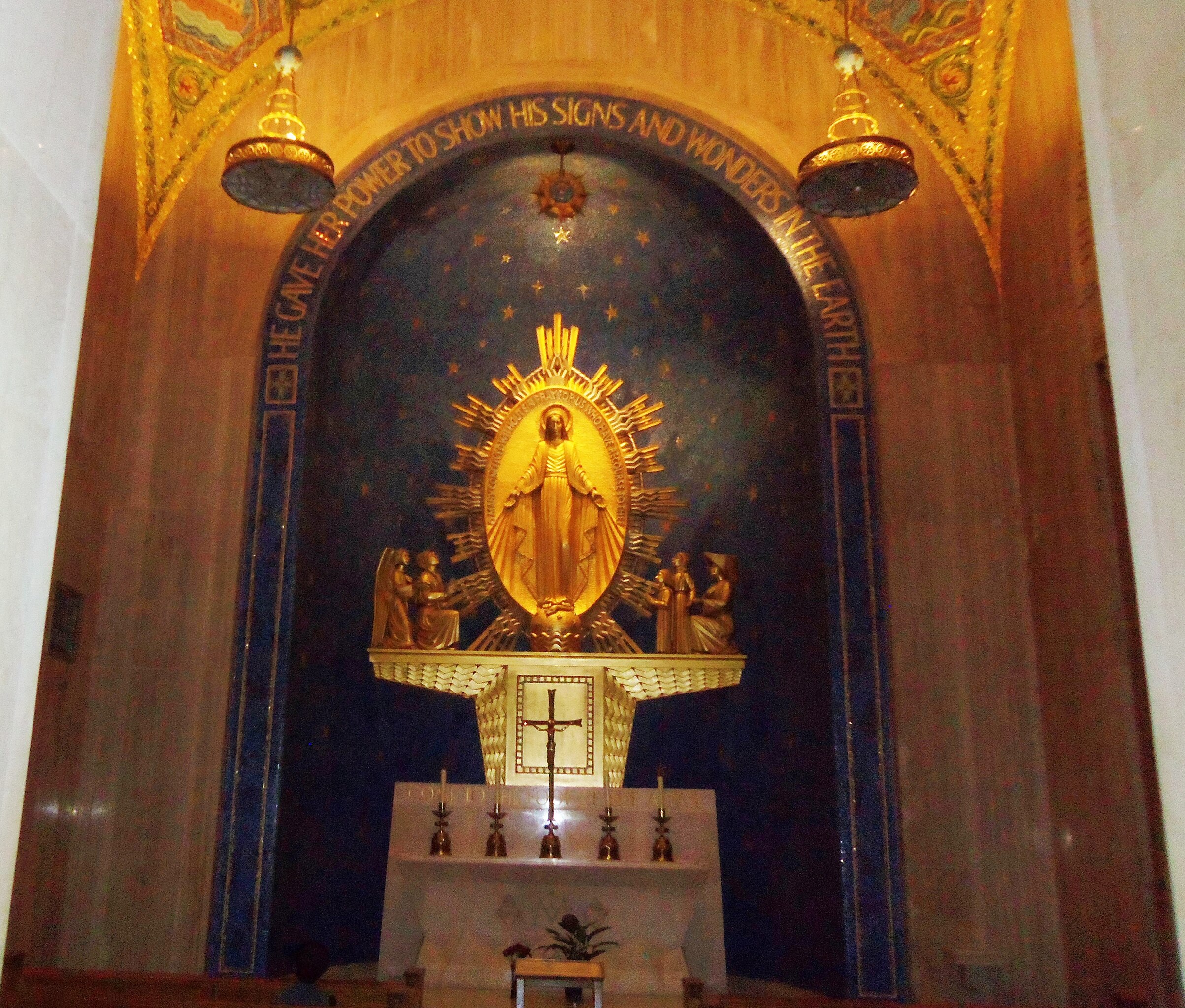 Virtual Tour: The Miraculous Medal Chapel - National Shrine of the  Immaculate Conception
