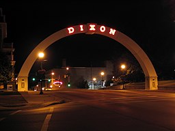 none The Dixon Memorial Arch.