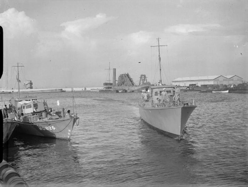 File:The Royal Navy during the Second World War A15792.jpg