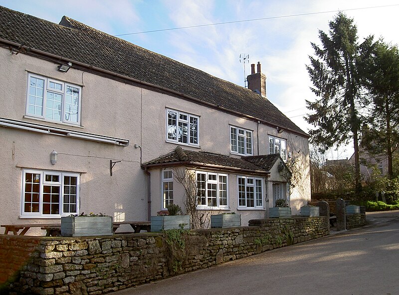 File:The Swan Inn, Rowberrow - geograph.org.uk - 5257800.jpg