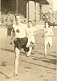 Hanns Braun, später 800 Meter-Dritter, war im achten Vorlauf chancenlos