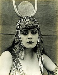 Theda Bara as Cleopatra by Albert Witzel 1917.jpg