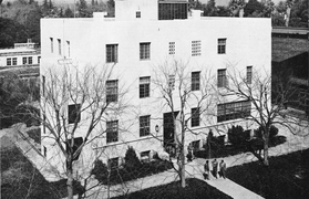 Thomas Laboratory in 1947