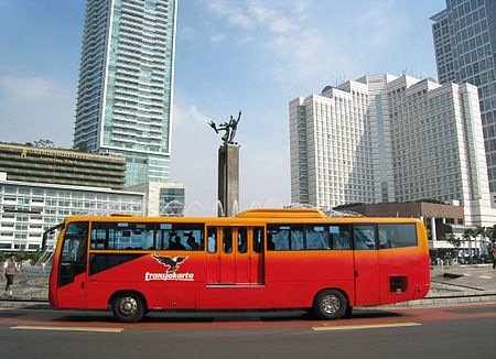 Fail:TransJakarta_Bundaran_HI_1.jpg