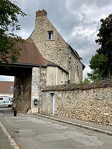 Entrée du CTM et résidence la Châtellenie